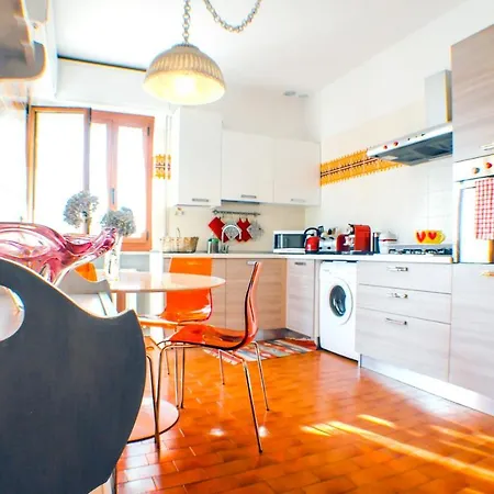I Apartment